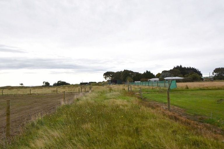 Photo of property in 99 Watt Road, Otatara, Invercargill, 9879