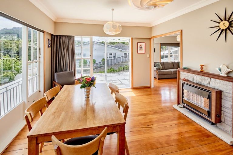Photo of property in 43a Cockayne Road, Khandallah, Wellington, 6035
