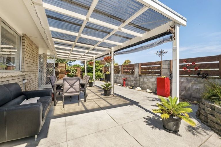 Photo of property in 17 Mace Street, Waitara, 4320