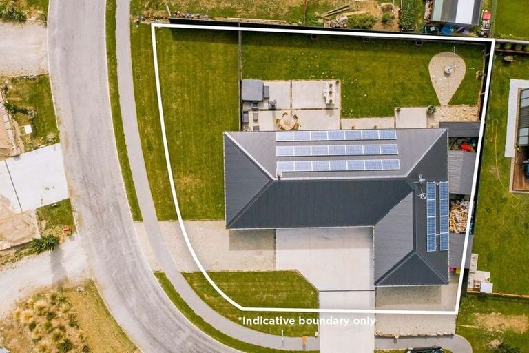 Photo of property in Luggate Park, 15 Cooper Crescent, Luggate, Wanaka, 9383