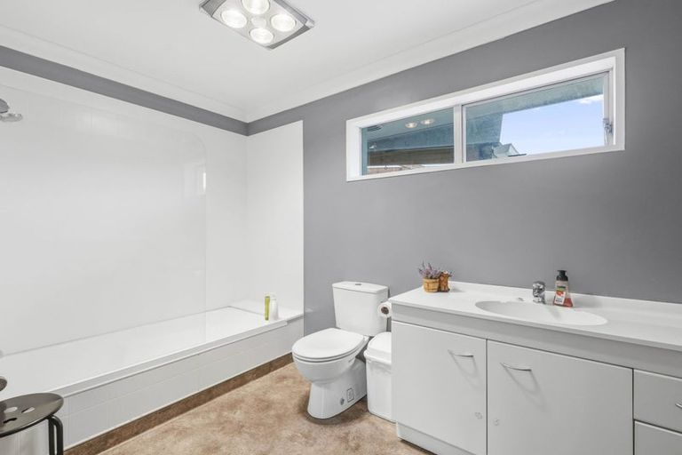 Photo of property in 76 Duncan Street, Hawthorndale, Invercargill, 9810