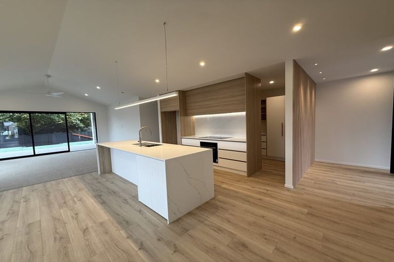 Photo of property in 14 Hugo Shaw Drive, Cambridge, 3434