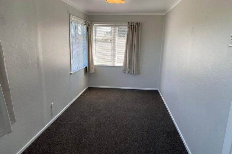 Photo of property in 10 Cornfoot Street, Castlecliff, Whanganui, 4501