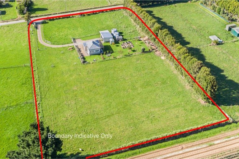 Photo of property in 25 Boulton Road, Levin, 5510