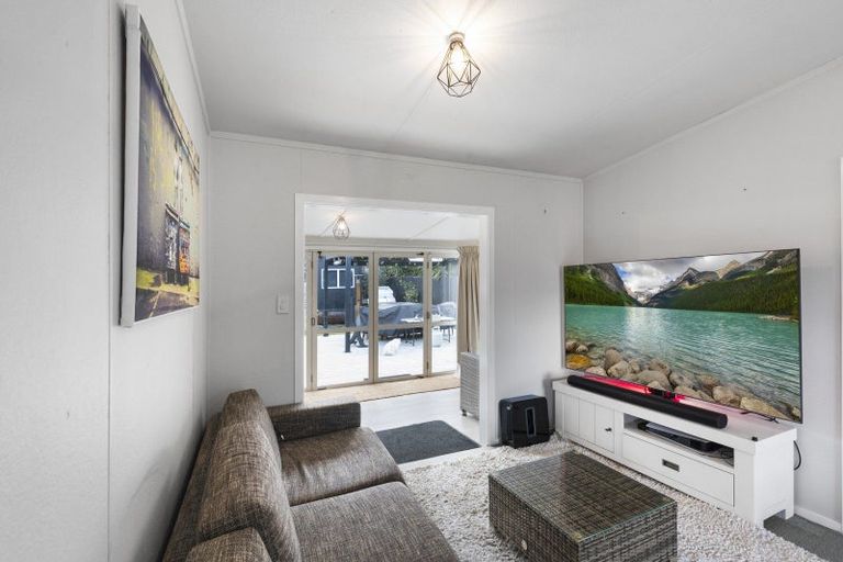 Photo of property in 111 Rangatira Drive, Mangakino, 3421