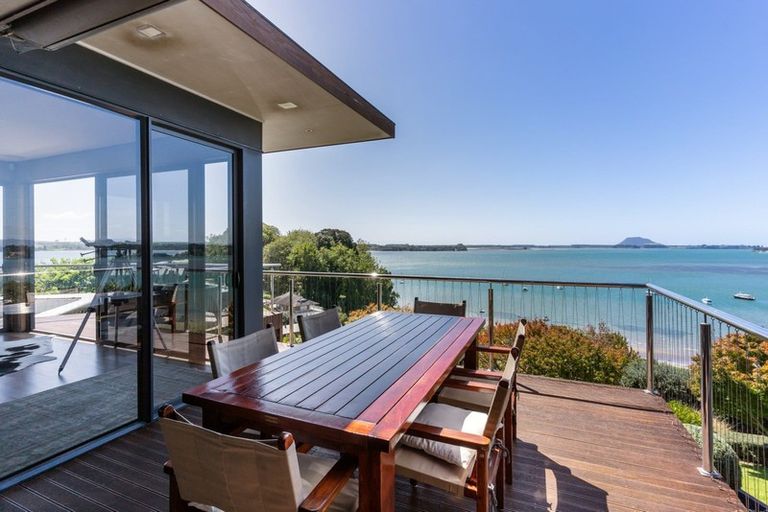 Photo of property in 67 Harbour View Road, Omokoroa, 3114