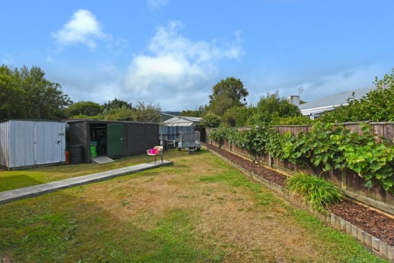 Photo of property in 36 Riverbank Street, Ebdentown, Upper Hutt, 5018