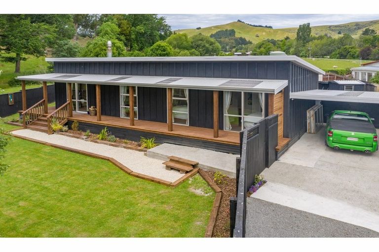 Photo of property in 14 Robinson Street, Cheviot, 7310