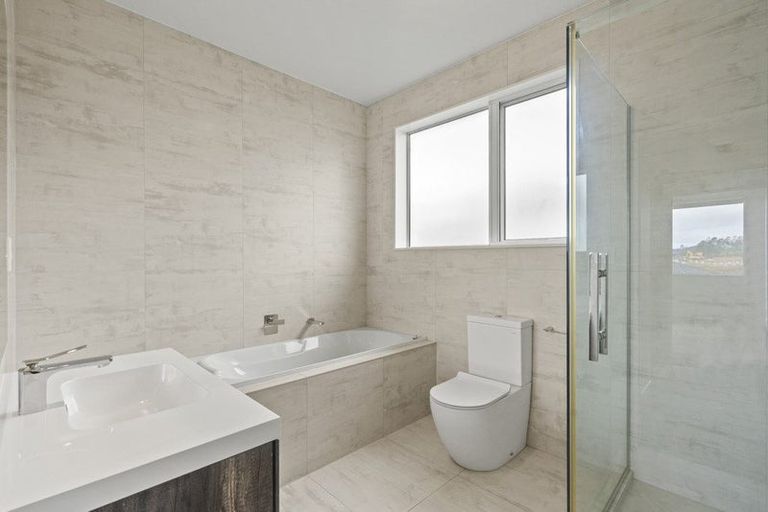 Photo of property in 34 Harvest Avenue, Orewa, 0931