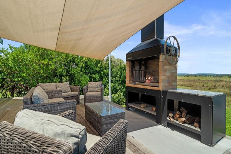 Photo of property in 188 Pukehina Parade, Pukehina, 3189