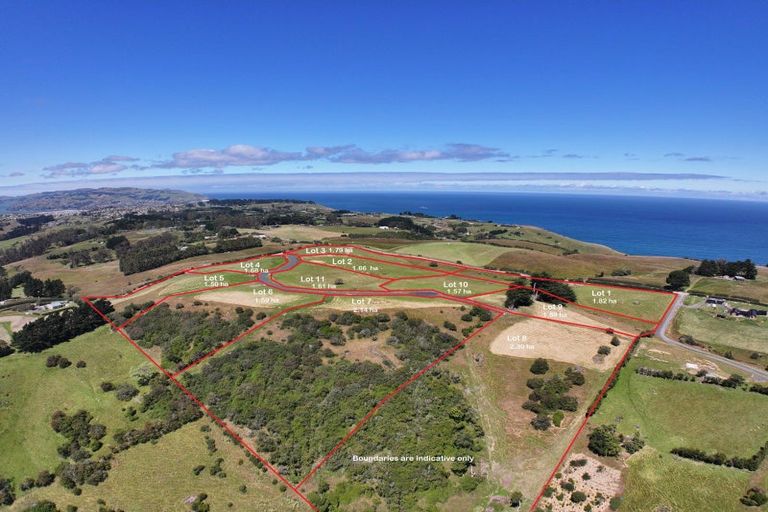 Photo of property in 1 Church Hill Road, Green Island, Dunedin, 9018