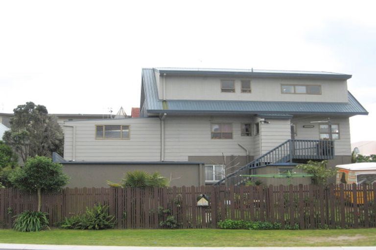 Photo of property in 231 Papamoa Beach Road, Papamoa Beach, Papamoa, 3118