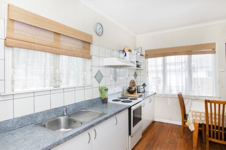 Photo of property in 68 Chalmers Road, Elgin, Gisborne, 4010