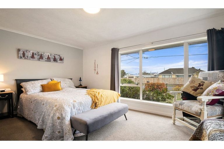 Photo of property in 60 Bournemouth Crescent, Aranui, Christchurch, 8061