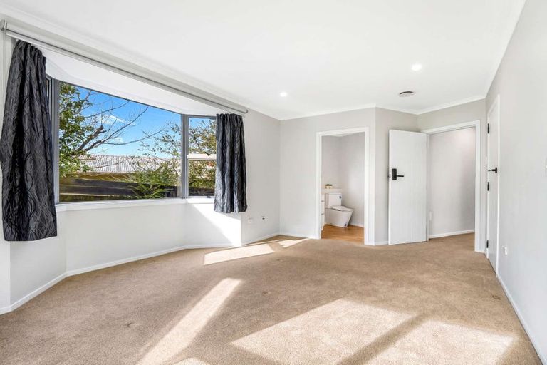 Photo of property in 9 Teal Place, Selwyn Heights, Rotorua, 3015