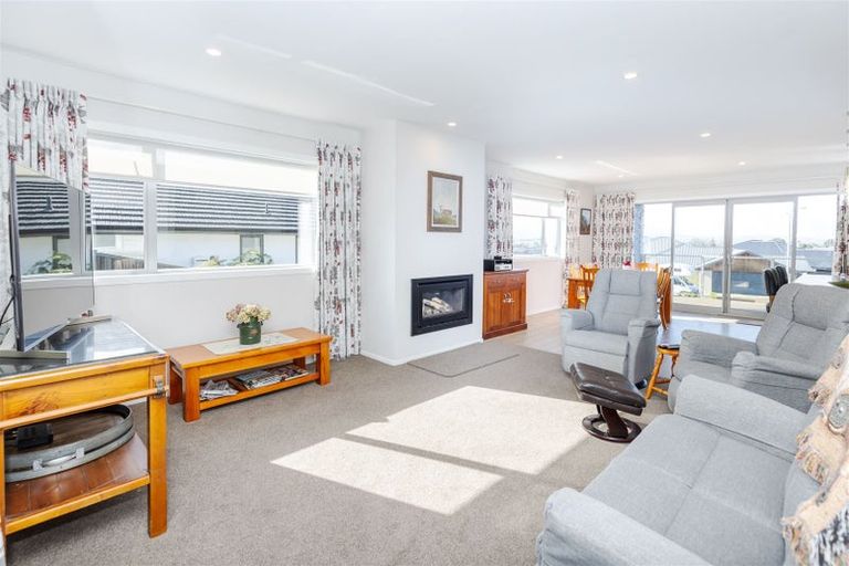 Photo of property in 22 Oak Ridge Drive, Te Awamutu, 3800