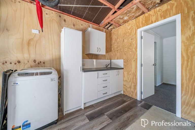 Photo of property in 10 Aratika Grove, Stokes Valley, Lower Hutt, 5019