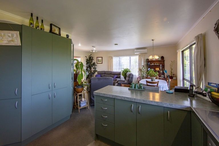 Photo of property in 32 Cullen Street, Mangawhai Heads, Mangawhai, 0505