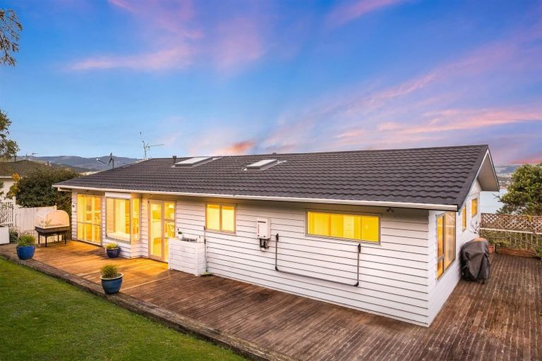 Photo of property in 16 Truro Road, Camborne, Porirua, 5026