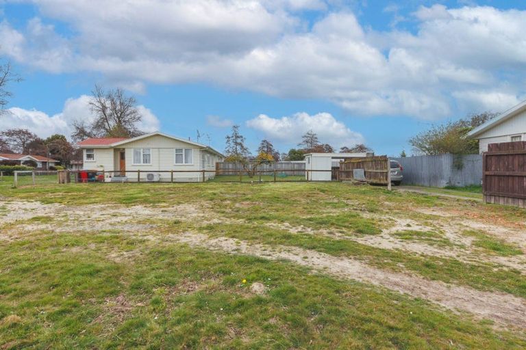 Photo of property in 60 Stillwater Place, Westbrook, Palmerston North, 4412