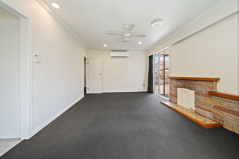 Photo of property in 81 Awanui Street, Merrilands, New Plymouth, 4312