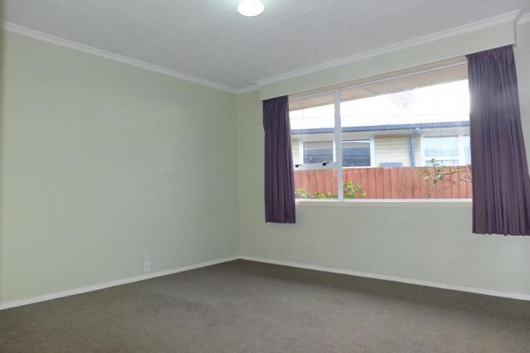 Photo of property in 27 Charles Upham Avenue, Hillmorton, Christchurch, 8025