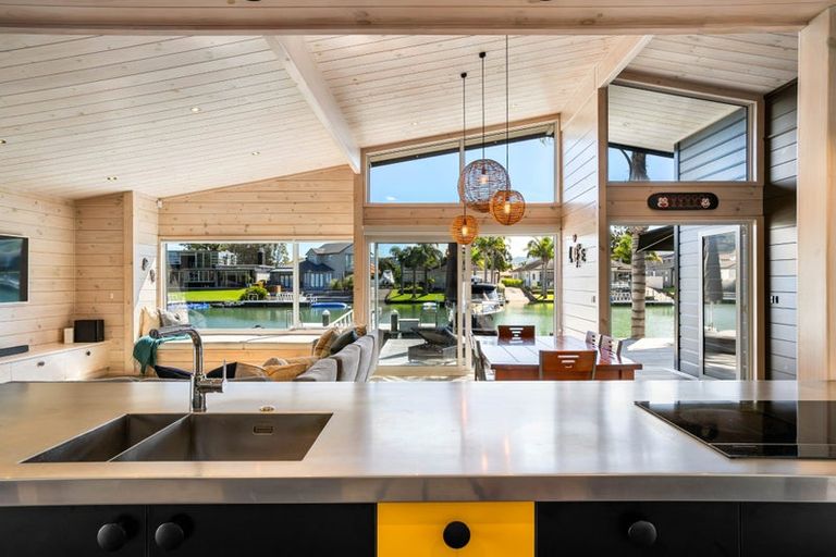 Photo of property in 527 Waterways Parade, Pauanui, Hikuai, 3579