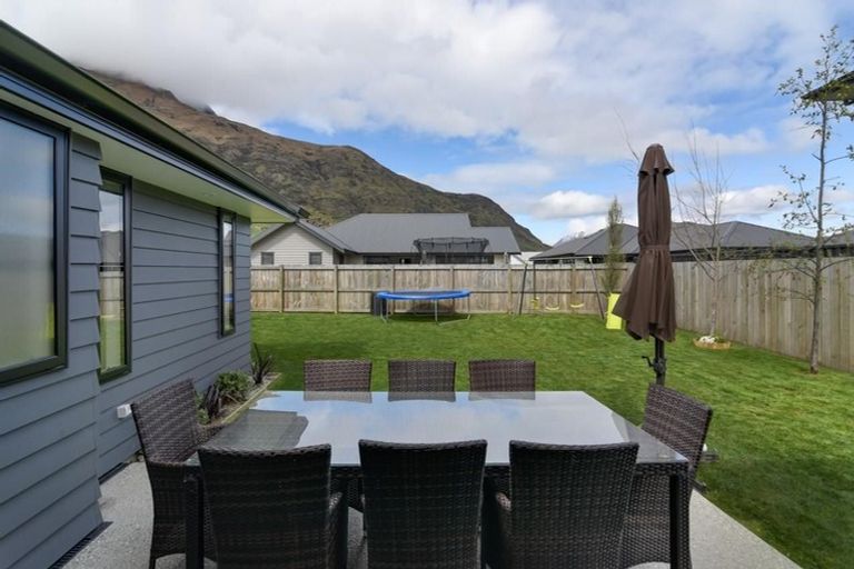 Photo of property in 26 Risinghurst Terrace, Lower Shotover, Queenstown, 9304