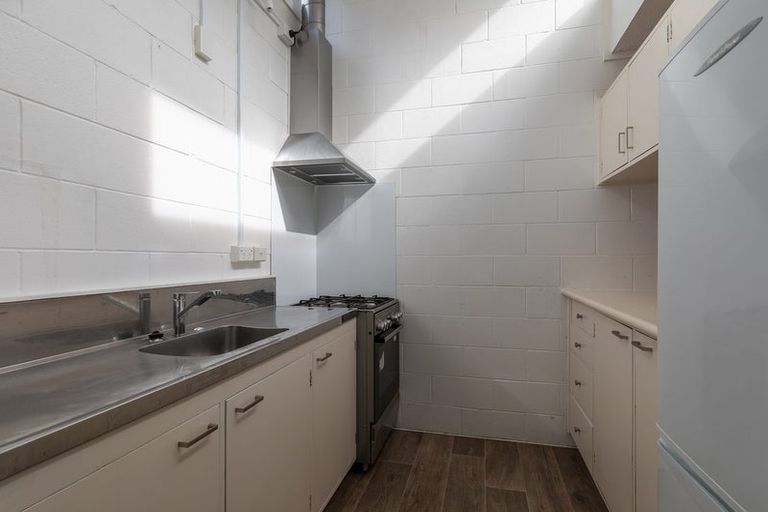 Photo of property in 7/18 Commodore Drive, Lynfield, Auckland, 1042