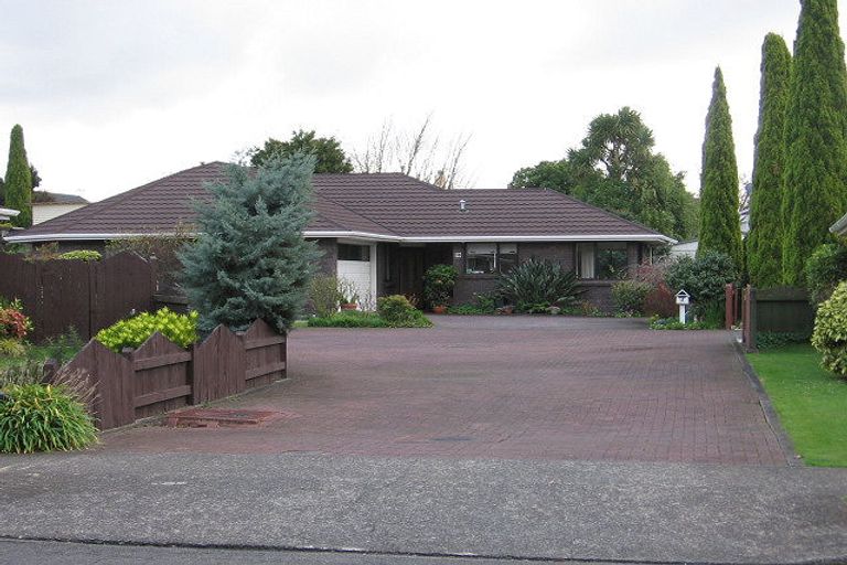 Photo of property in 11/9a Churchill Avenue, Hokowhitu, Palmerston North, 4410