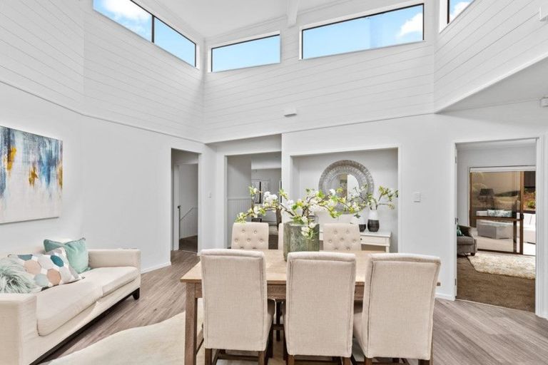 Photo of property in 1/22 Bevyn Street, Castor Bay, Auckland, 0620