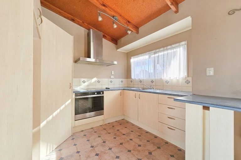 Photo of property in 35 Eureka Place, Parahaki, Whangarei, 0112