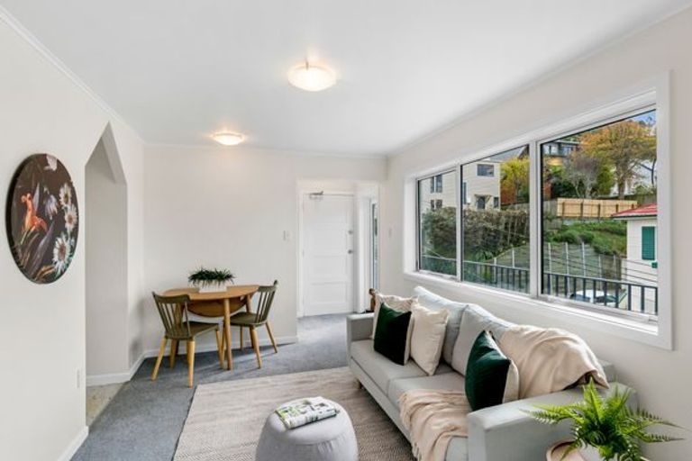 Photo of property in Windsor Court, 3/340 Tinakori Road, Thorndon, Wellington, 6011