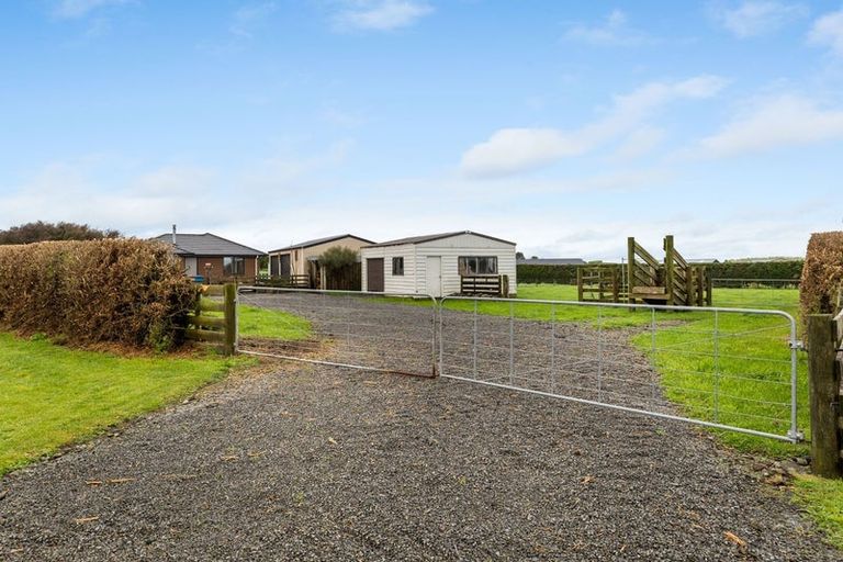 Photo of property in 170 Katene Road, Normanby, Hawera, 4675