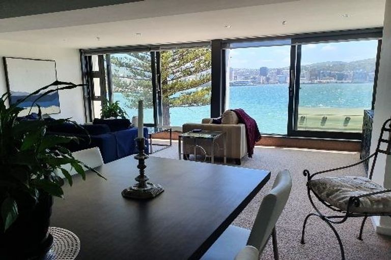 Photo of property in 3/318 Oriental Parade, Oriental Bay, Wellington, 6011