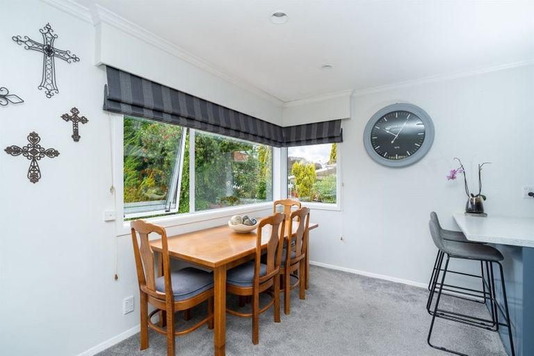 Photo of property in 4 Pulham Crescent, Queenwood, Hamilton, 3210