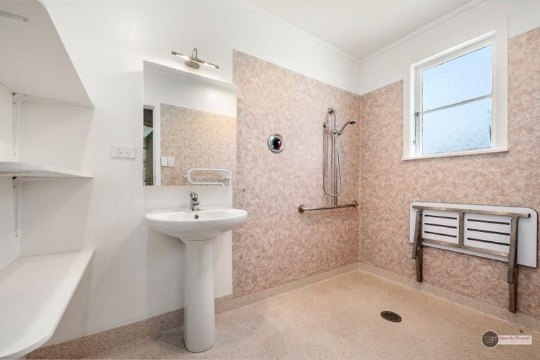 Photo of property in 15 Galway Street, Waterloo, Lower Hutt, 5011