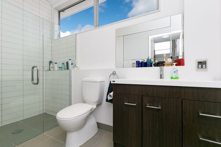 Photo of property in 67 Erlestoke Crescent, Churton Park, Wellington, 6037