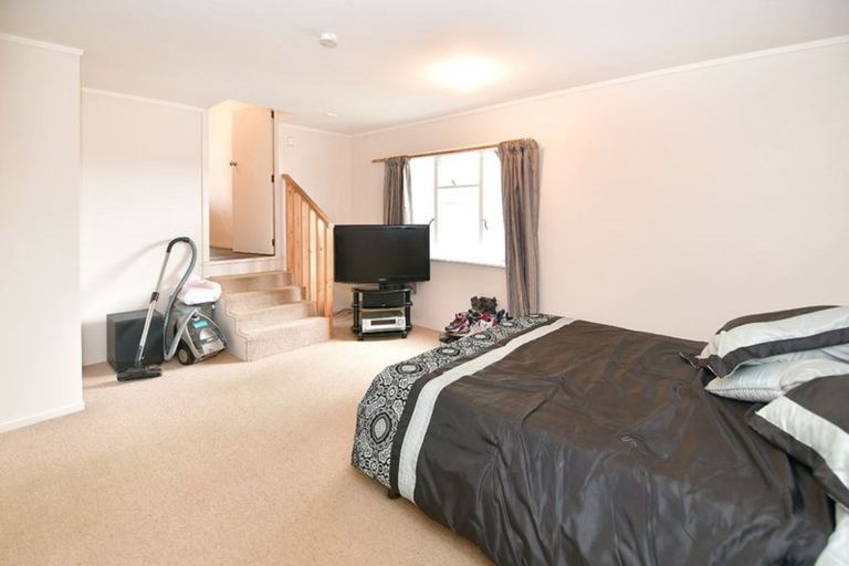 Photo of property in 53 Vipond Road, Stanmore Bay, Whangaparaoa, 0932