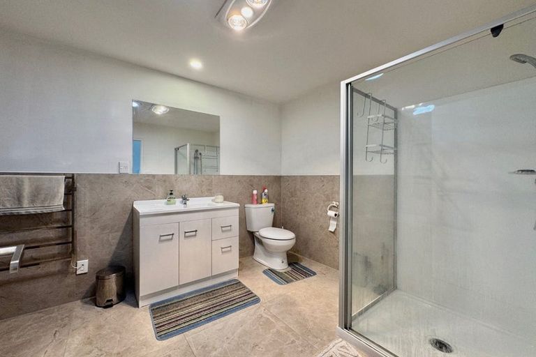 Photo of property in 5 Aeronautic Road, Takanini, 2112