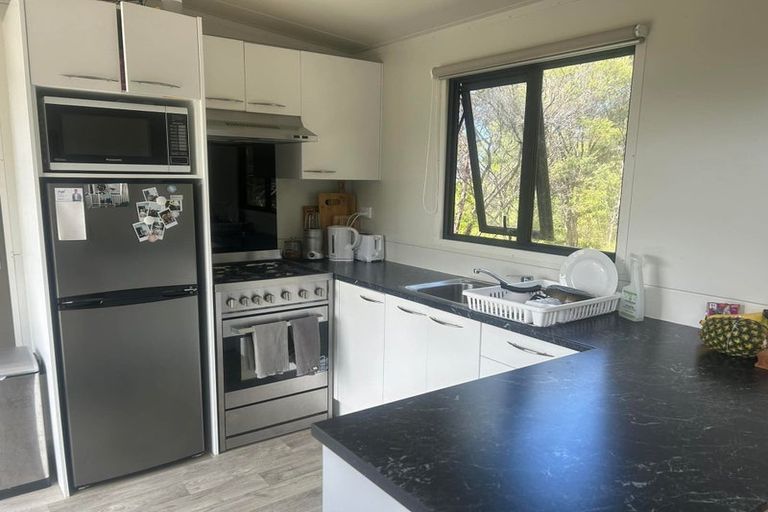 Photo of property in 227 Hillcrest Road, Wainui, 0931