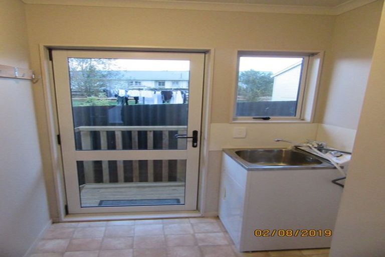 Photo of property in 32a Aniseed Grove, Timberlea, Upper Hutt, 5018