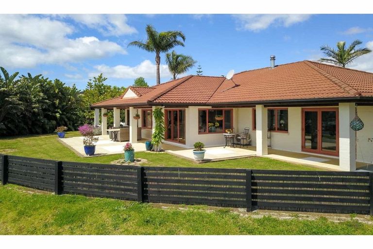 Photo of property in 33 Rarere Terrace, Kerikeri, 0230