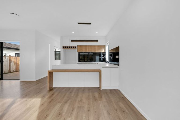 Photo of property in 20 Selwyn Downs Lane, Opaheke, Papakura, 2113