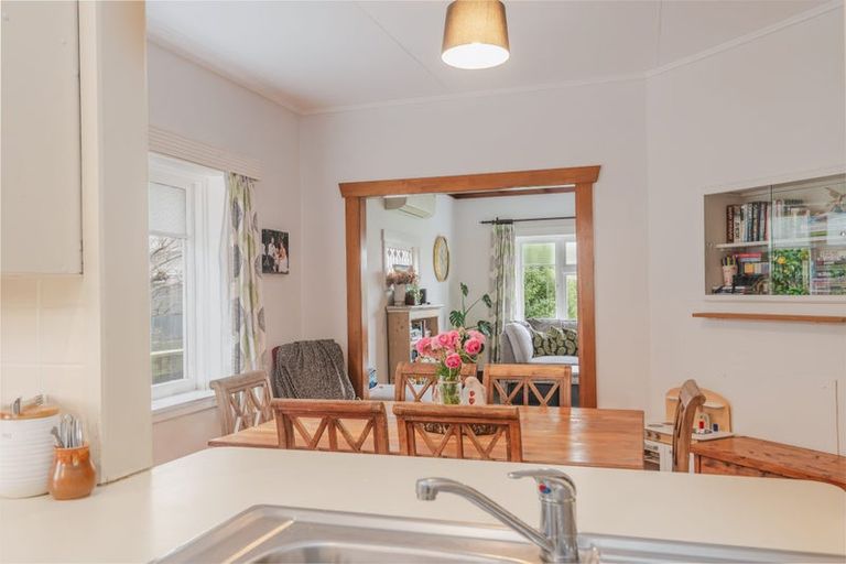 Photo of property in 12 Manson Street, Terrace End, Palmerston North, 4410