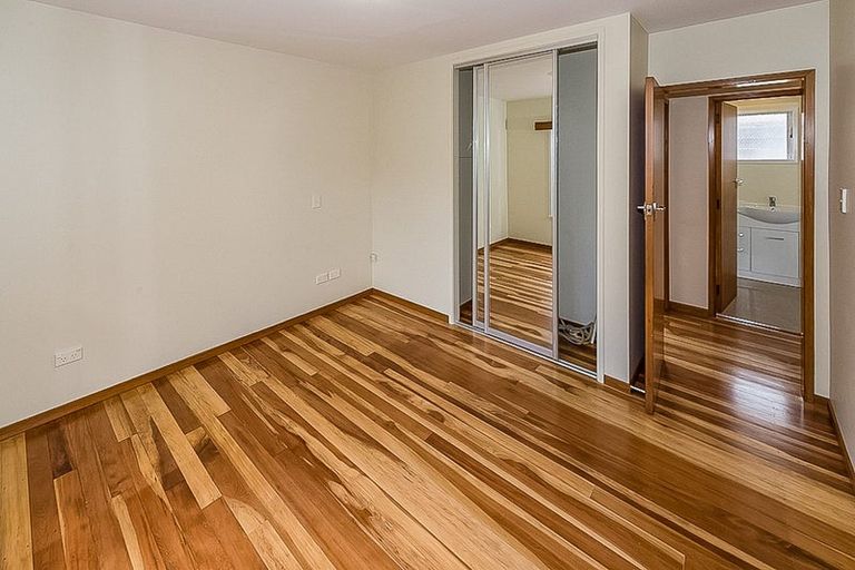 Photo of property in 3/28 Bute Road, Browns Bay, Auckland, 0630