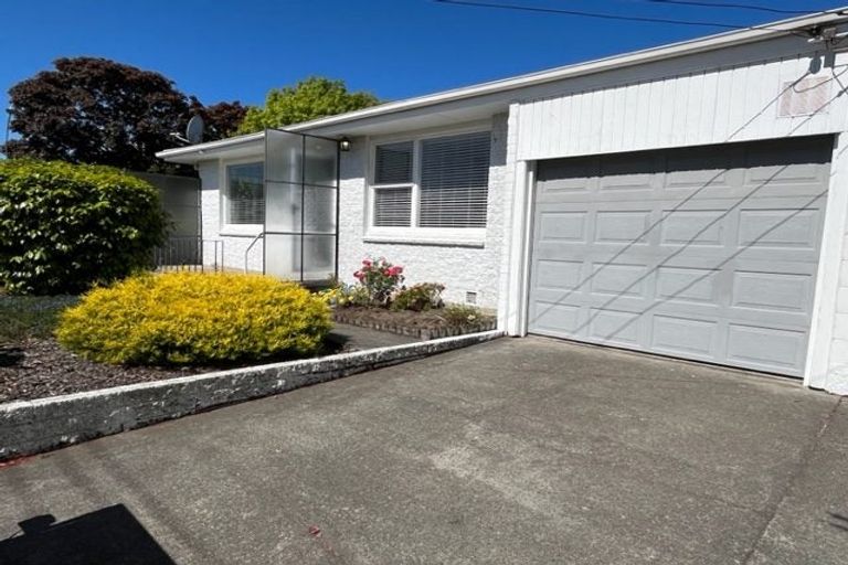 Photo of property in 2/16 Cutts Road, Russley, Christchurch, 8042