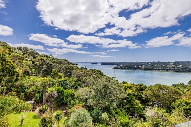 Photo of property in 4 De Haven Street, Opua, 0200