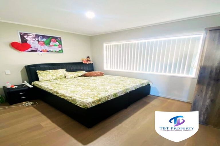 Photo of property in 1/24 Waimana Road, Conifer Grove, Takanini, 2112