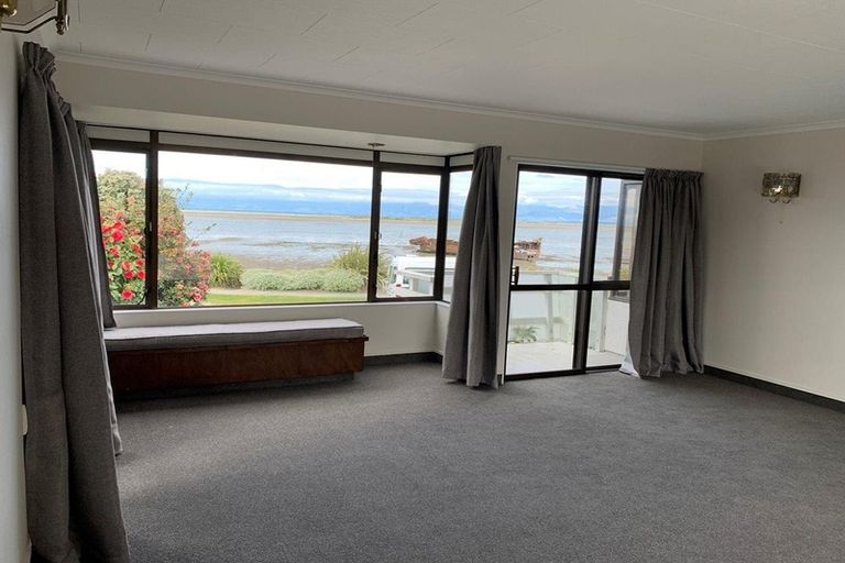 Photo of property in 19 Motueka Quay, Motueka, 7120